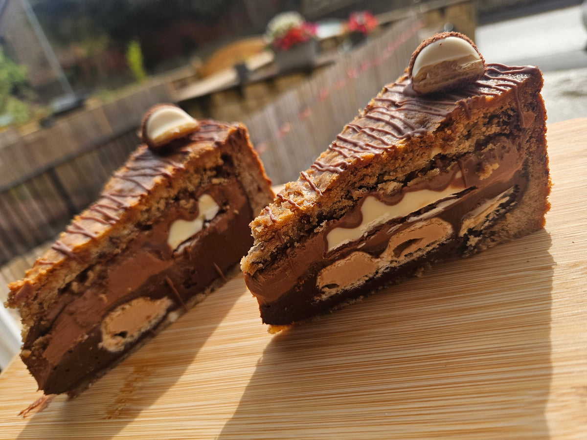 Kinder Cookie Pie