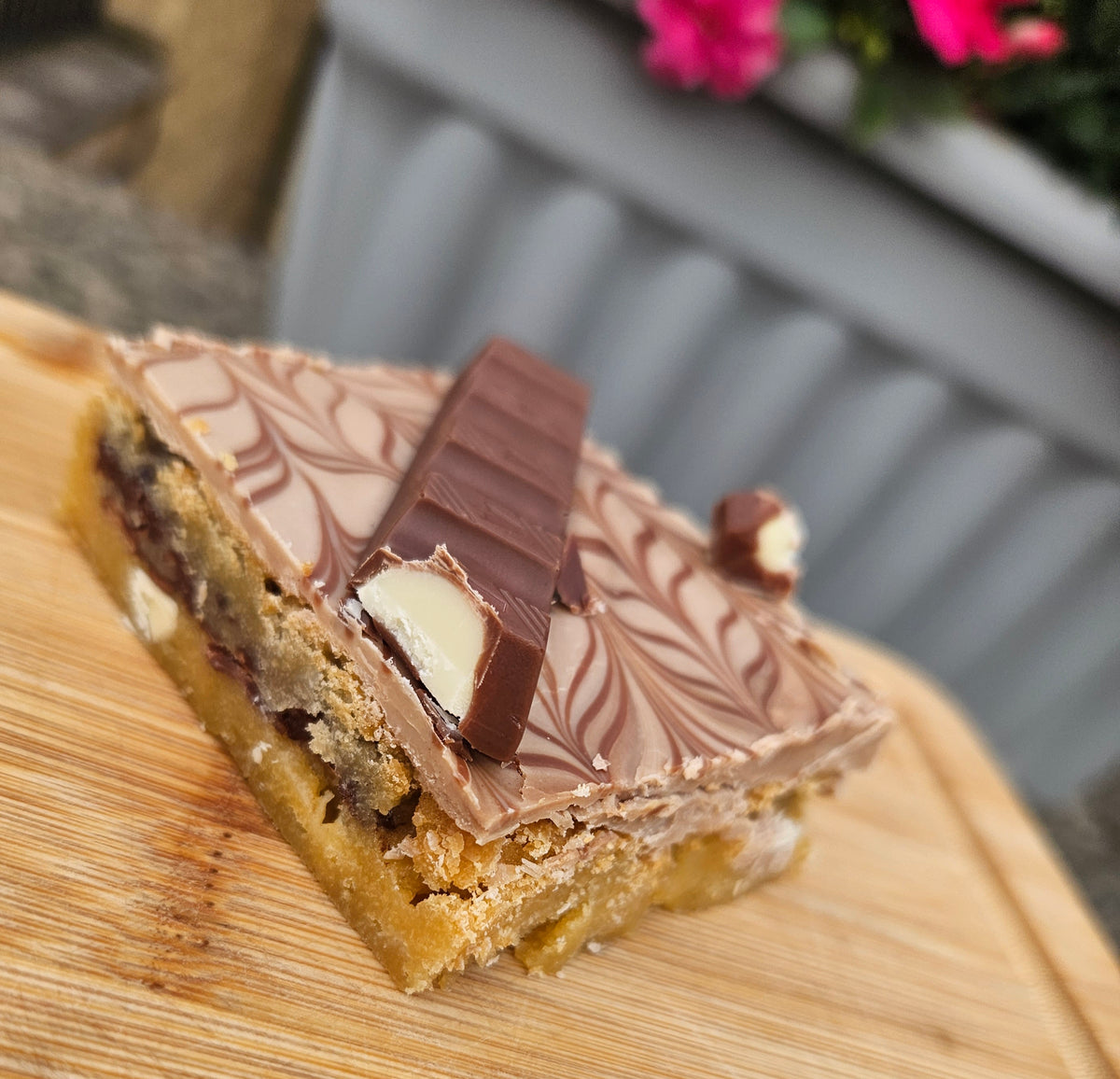 Kinder Bueno Blondies