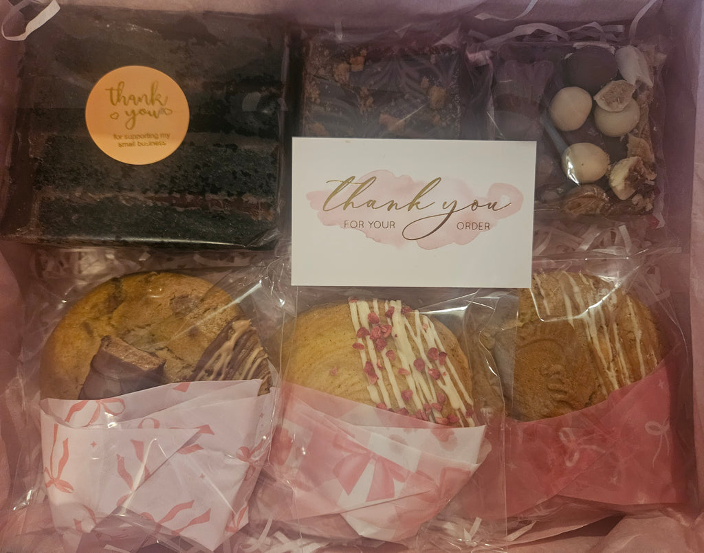 Danni's CakeAway 6 item Mystery Box